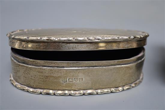 Two early 20th century silver trinket boxes, one with inset tortoiseshell lid, Birmingham, 1911, 12.8cm.